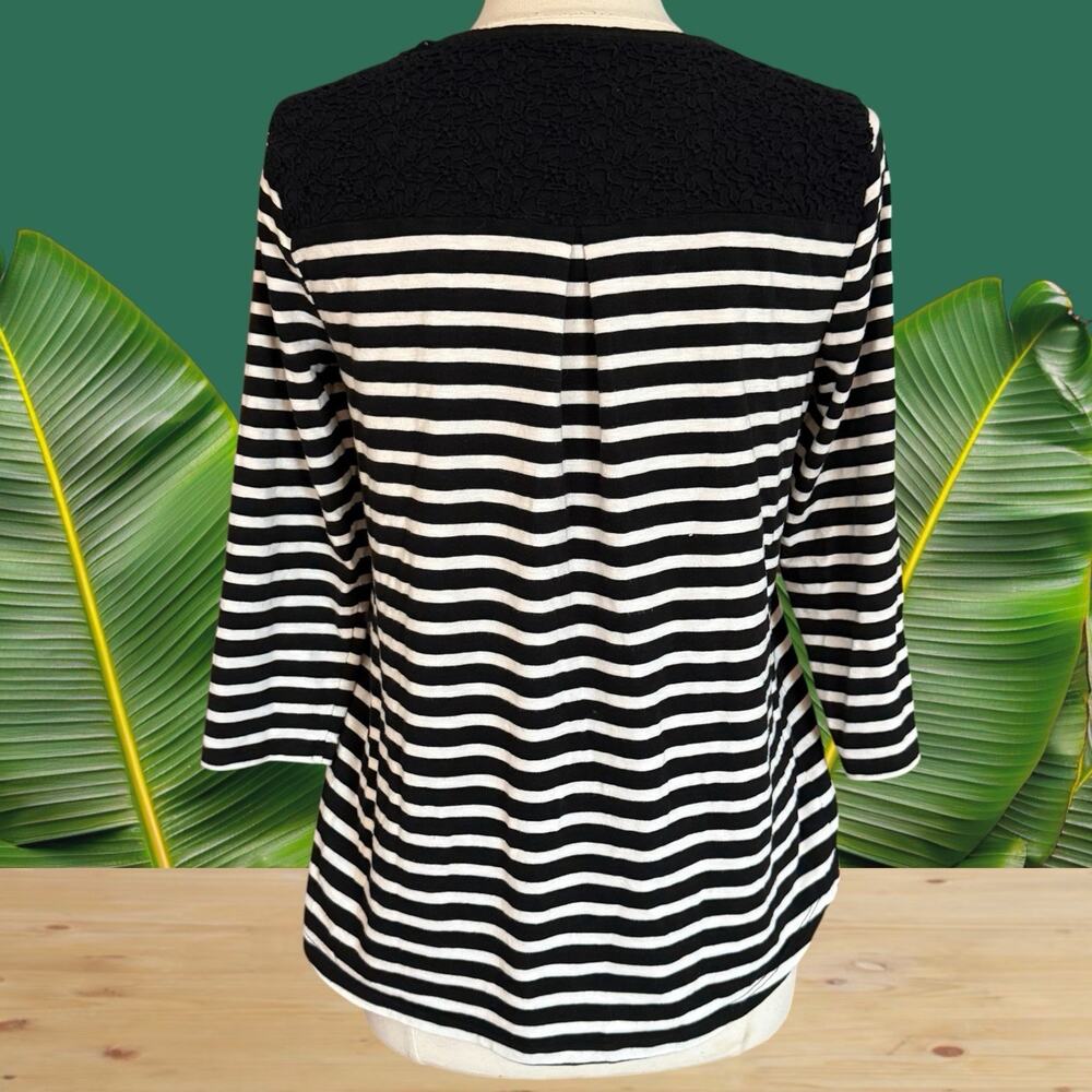 Talbots Striped Top Sz M Womens Lace Accent Yoke HiLo 3/4 Sleeves Preppy Coastal - Picture 3 of 9